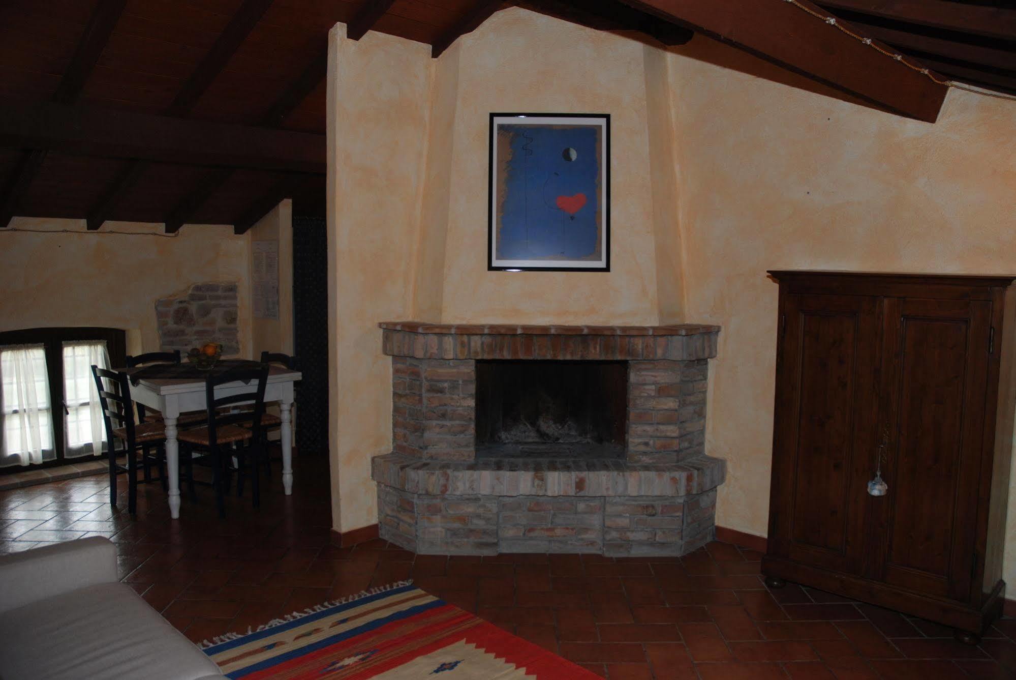 Agriturismo Goccia Di Luna أمبيرتيدي المظهر الخارجي الصورة